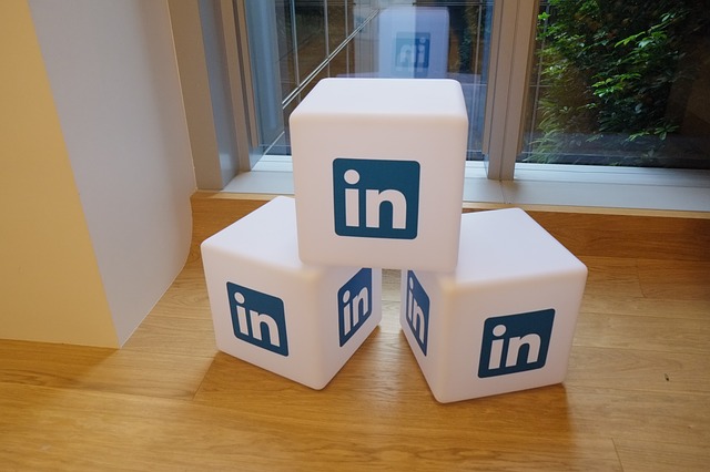 LinkedIn es la red social profesional mas difundida y es parte de Microsoft